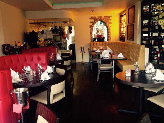 Restaurant Review by Robin Atkins